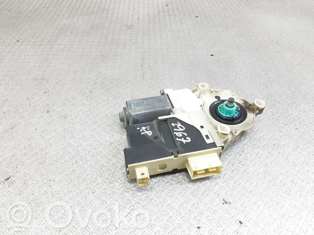 Citroen C5 Front door window regulator motor 