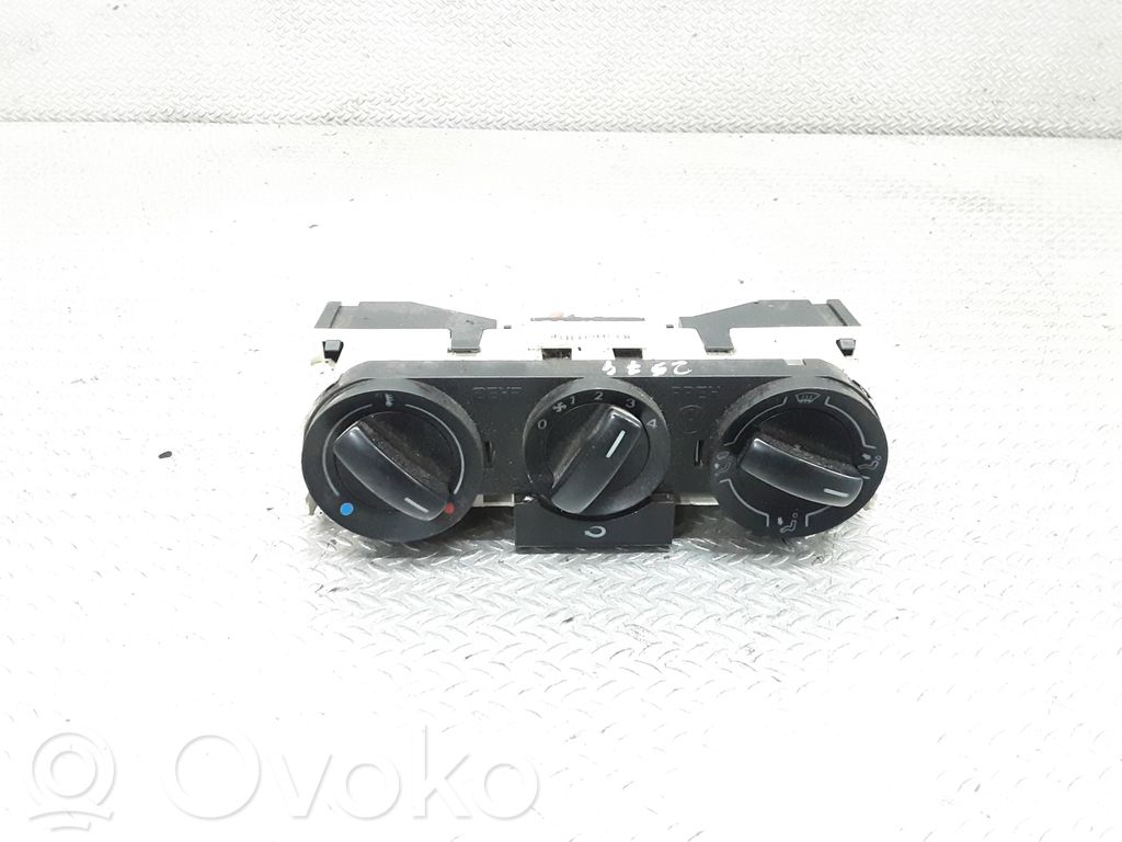 Volkswagen Polo Panel klimatyzacji 