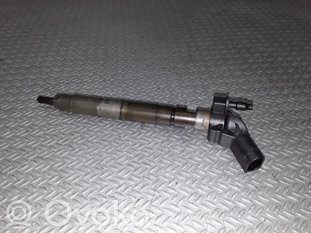 Inyector de combustible   059130277AB