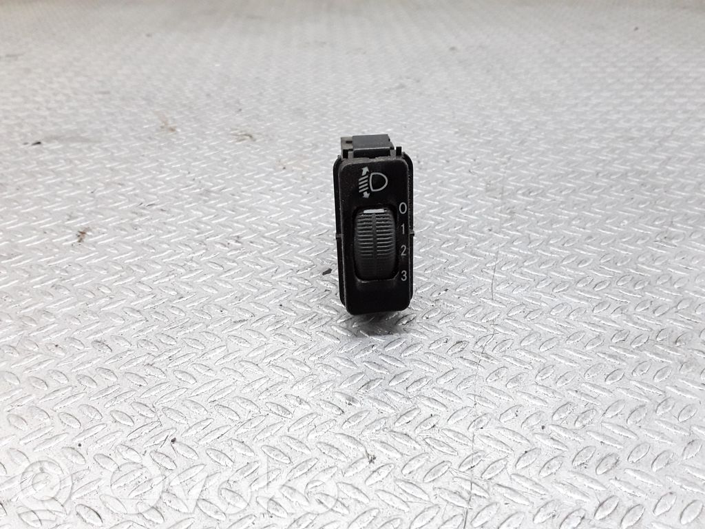 Mercedes-Benz ML W163 Interruttore di regolazione livello altezza dei fari