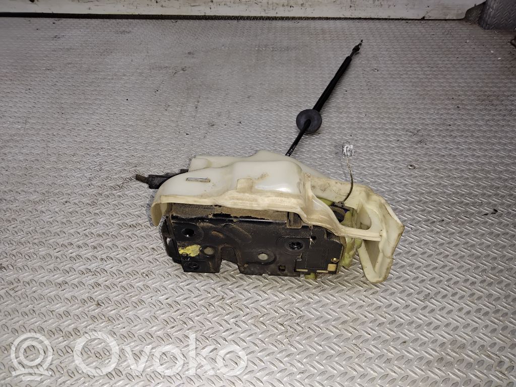 Volkswagen Jetta V Etuoven lukko 