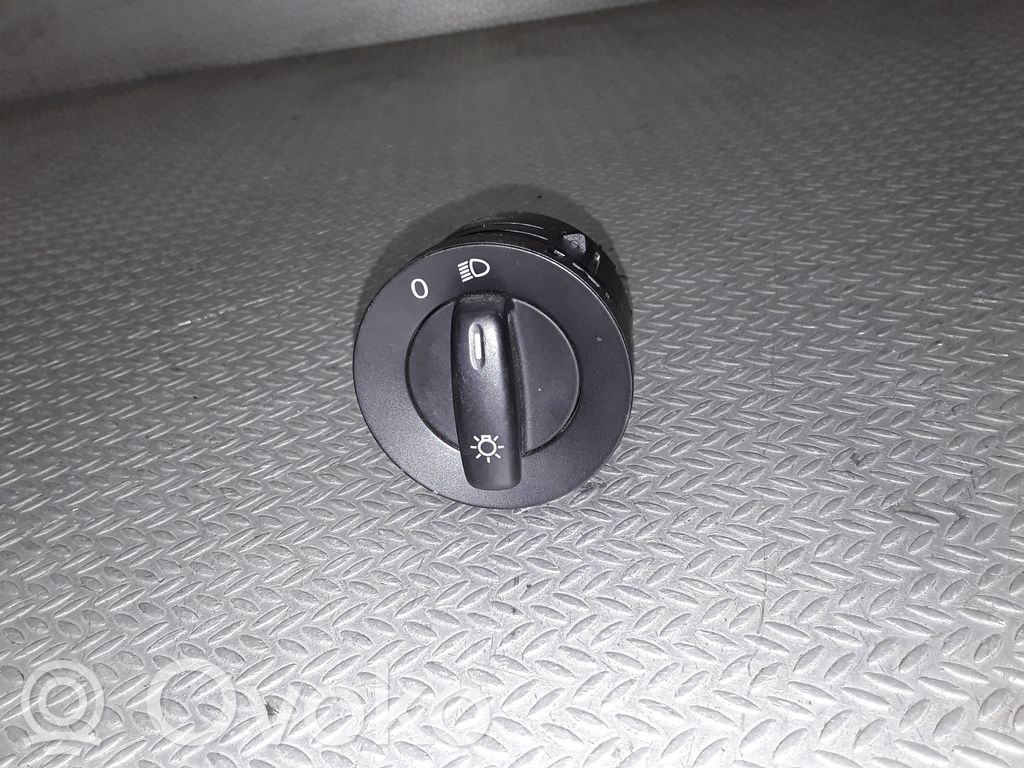 Light switch   1K0941431F
