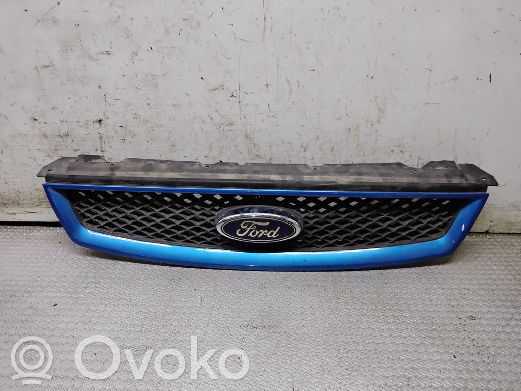 Ford Focus Front bumper upper radiator grill 