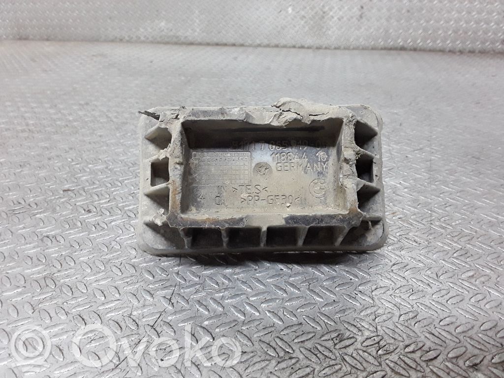 Jacking socket point   5171706591905