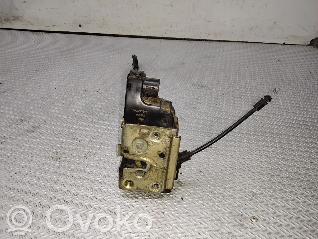 Renault Laguna II Etuoven lukko
