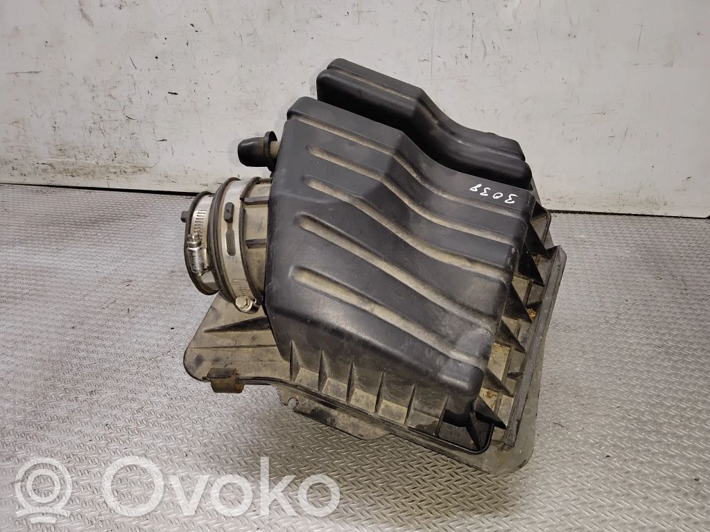 Chrysler Voyager Air filter box 