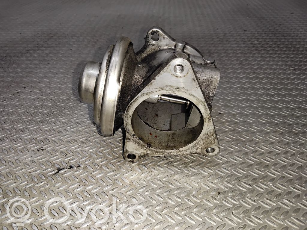 Válvula EGR   038129637D