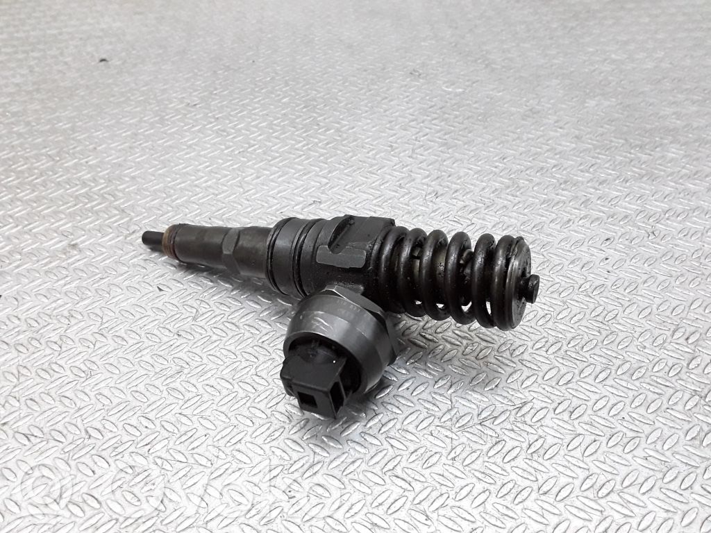 Skoda Octavia Mk2 (1Z) Injecteur de carburant 