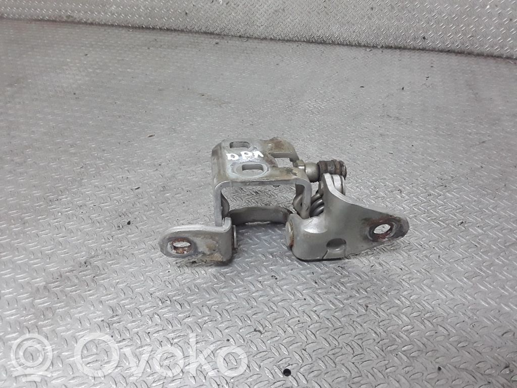 Bisagra inferior puerta delantera   85574F