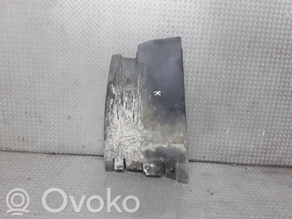 Opel Vivaro Couvre-soubassement arrière