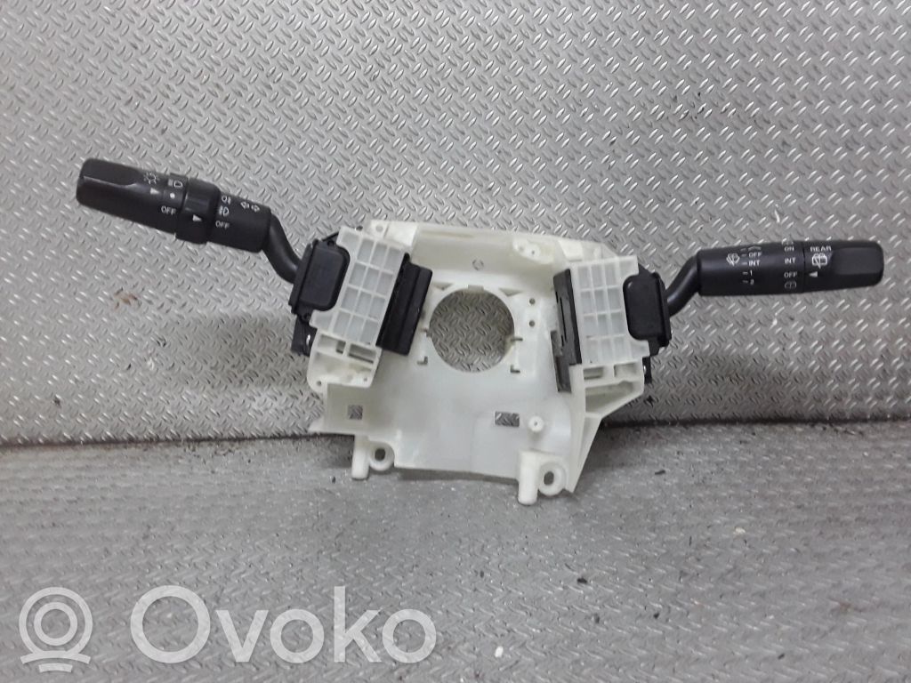 Mazda 3 I Wiper turn signal indicator stalk/switch 