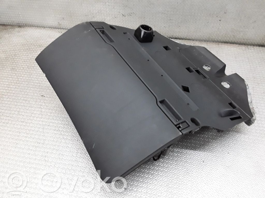 Glove box   4F1857035
