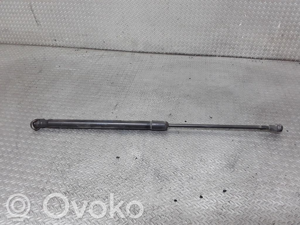 Volkswagen Polo Amortyzator klapy tylnej bagażnika 