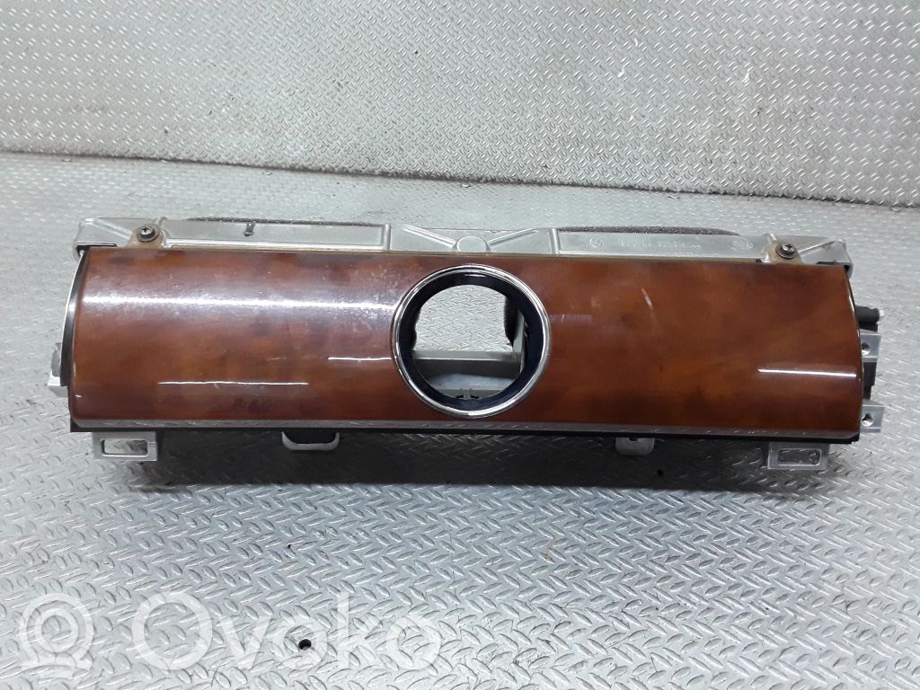 Volkswagen Phaeton Griglia di ventilazione centrale cruscotto 