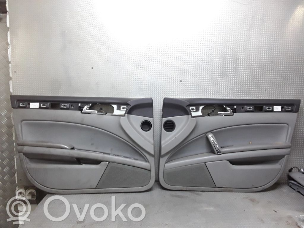 Volkswagen Phaeton Conjunto de molduras del tarjetero de la puerta 