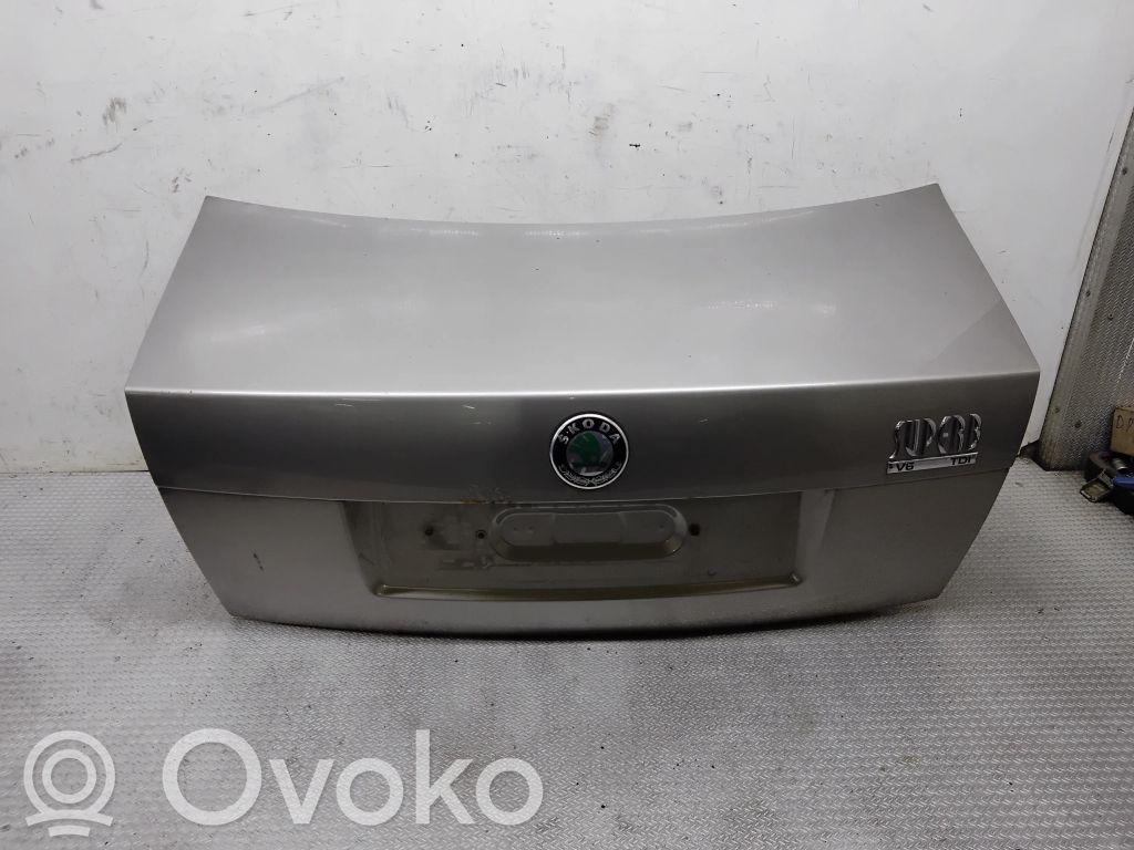 Tailgate/trunk/boot lid