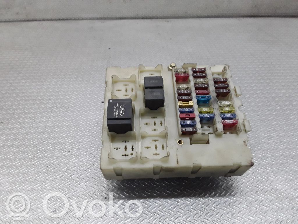 Fuse module   98AG14A073CE