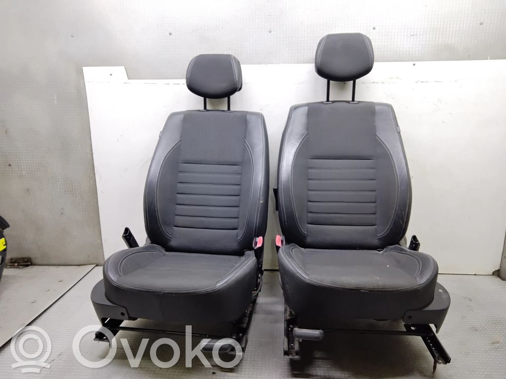 Interior set