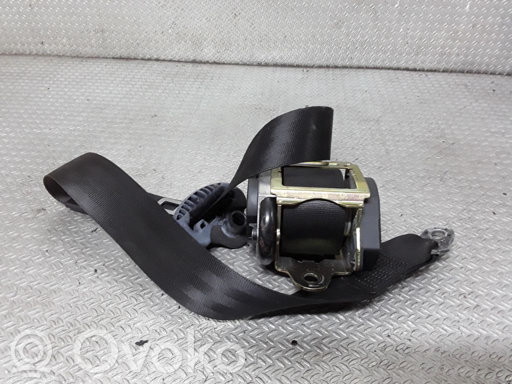 Audi A2 Front seatbelt 