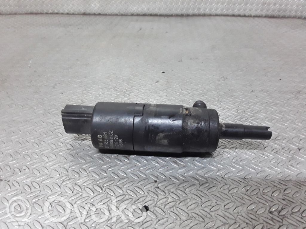 Bomba líquido limpiafaros   3B7955681