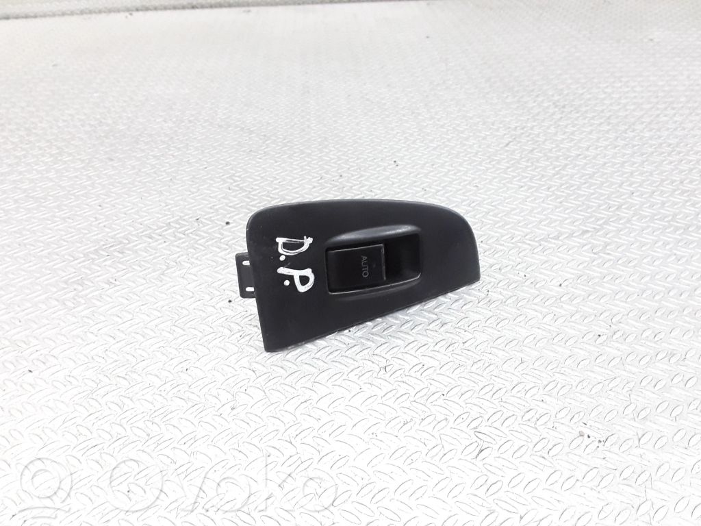 Toyota Avensis T250 Interruttore di controllo dell’alzacristalli elettrico