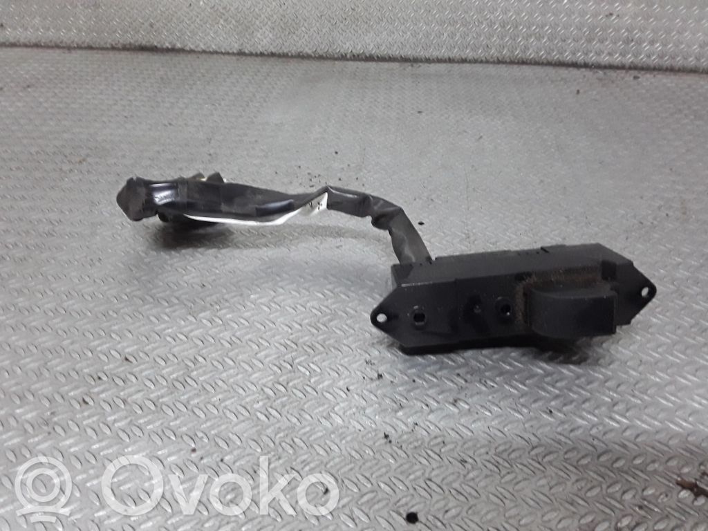 Mitsubishi Outlander Electric window control switch 