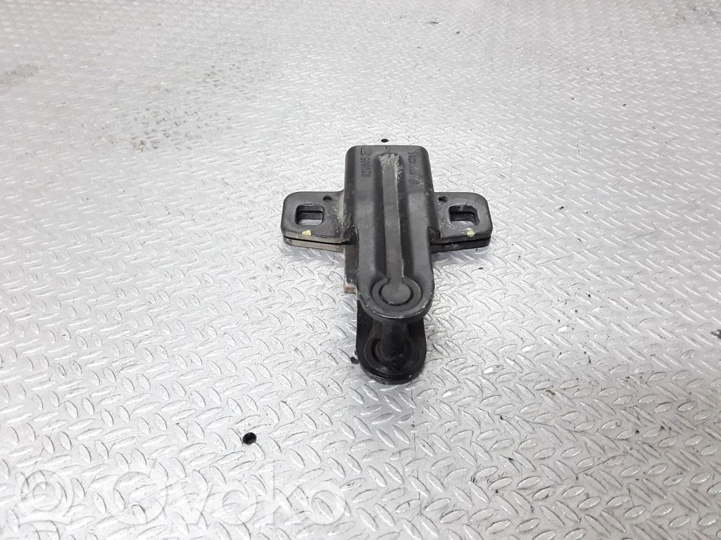 BMW X5 E53 Trunk lock loop 