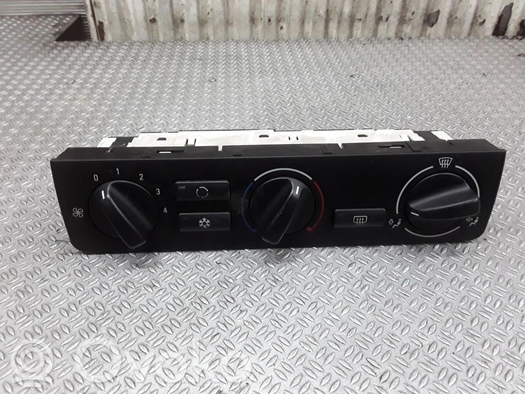 BMW 3 E46 Climate control unit 