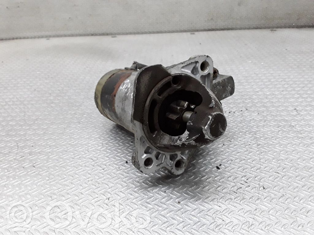 Starter motor   M000T91381