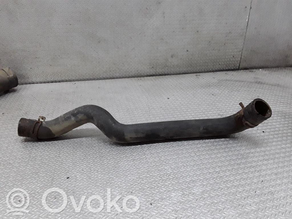 Engine coolant pipe/hose