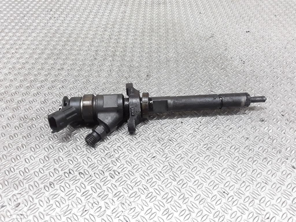 Injector combustibil   0445110297