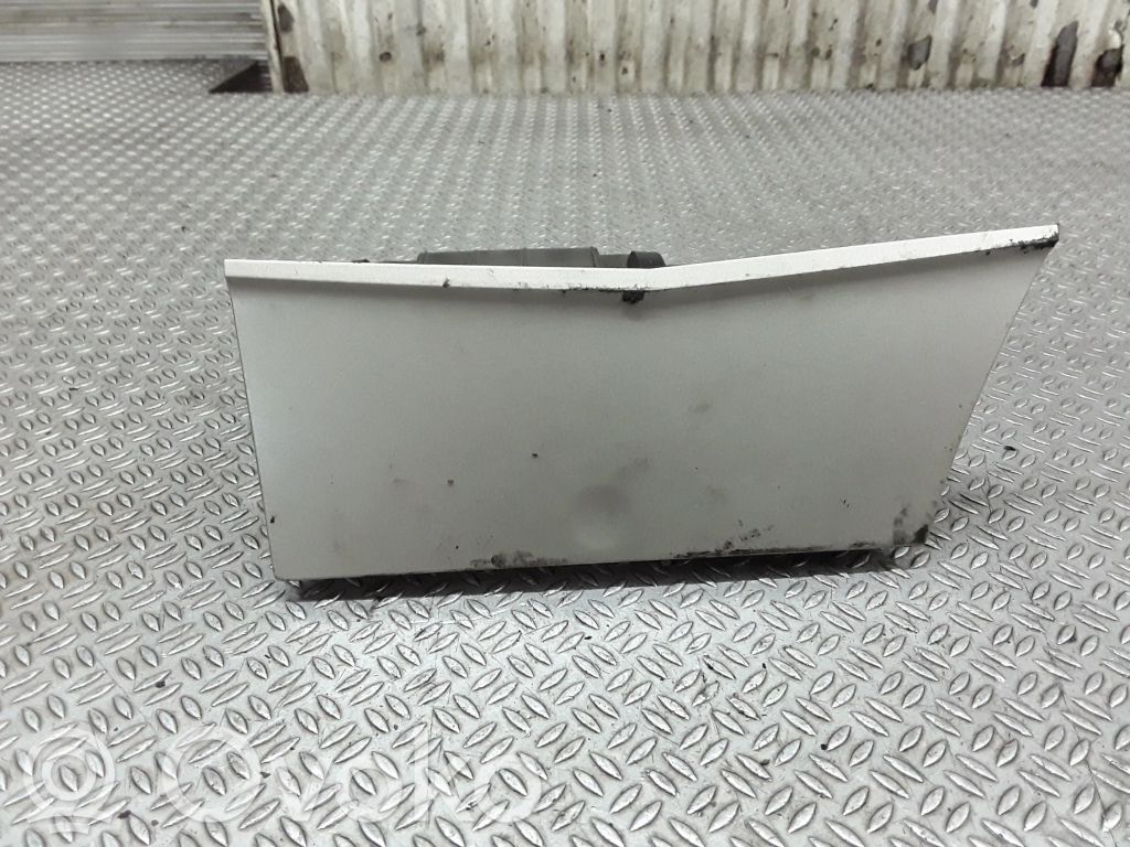 Cenicero del coche   13133284