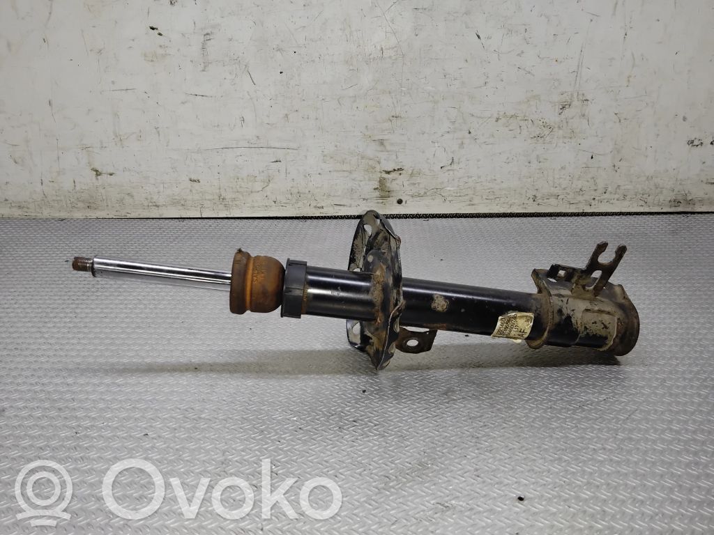 Opel Astra H Priekšpusē amortizators 
