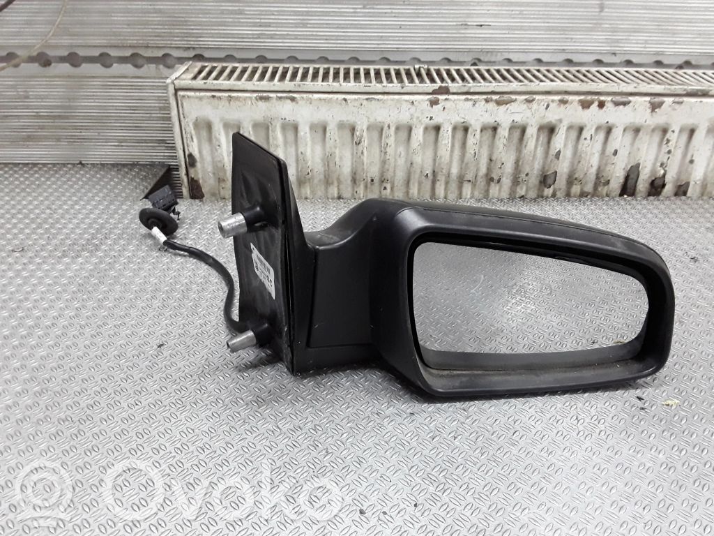 Opel Zafira B Elektryczne lusterko boczne drzwi przednich 