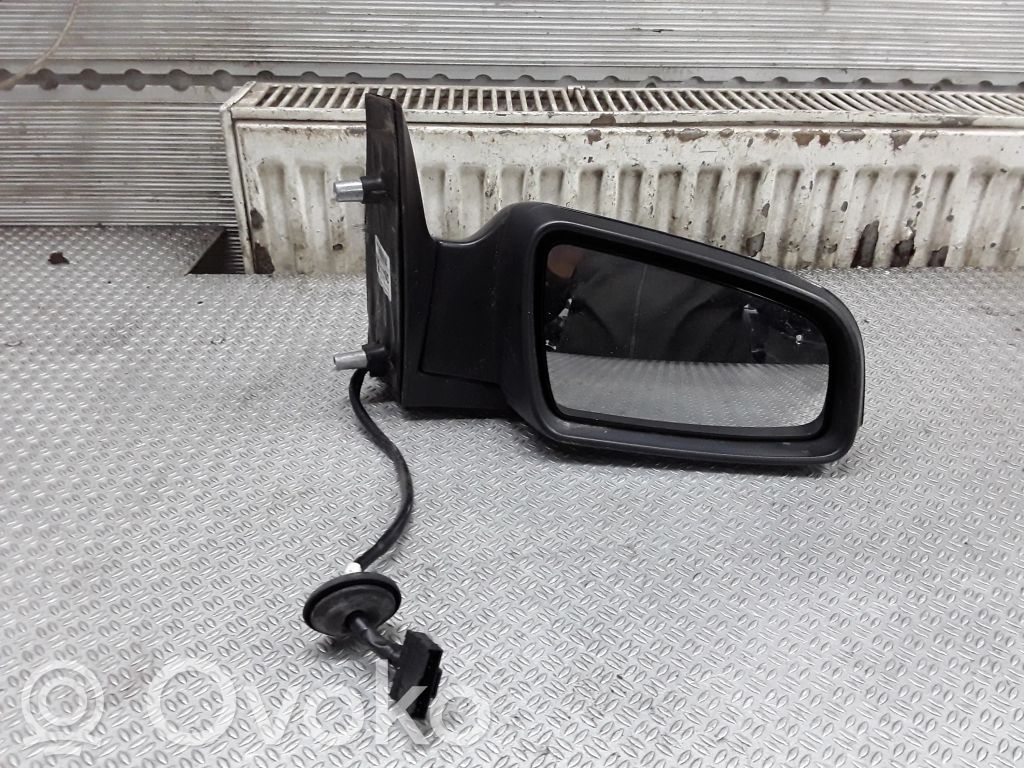 Opel Zafira B Elektryczne lusterko boczne drzwi przednich 