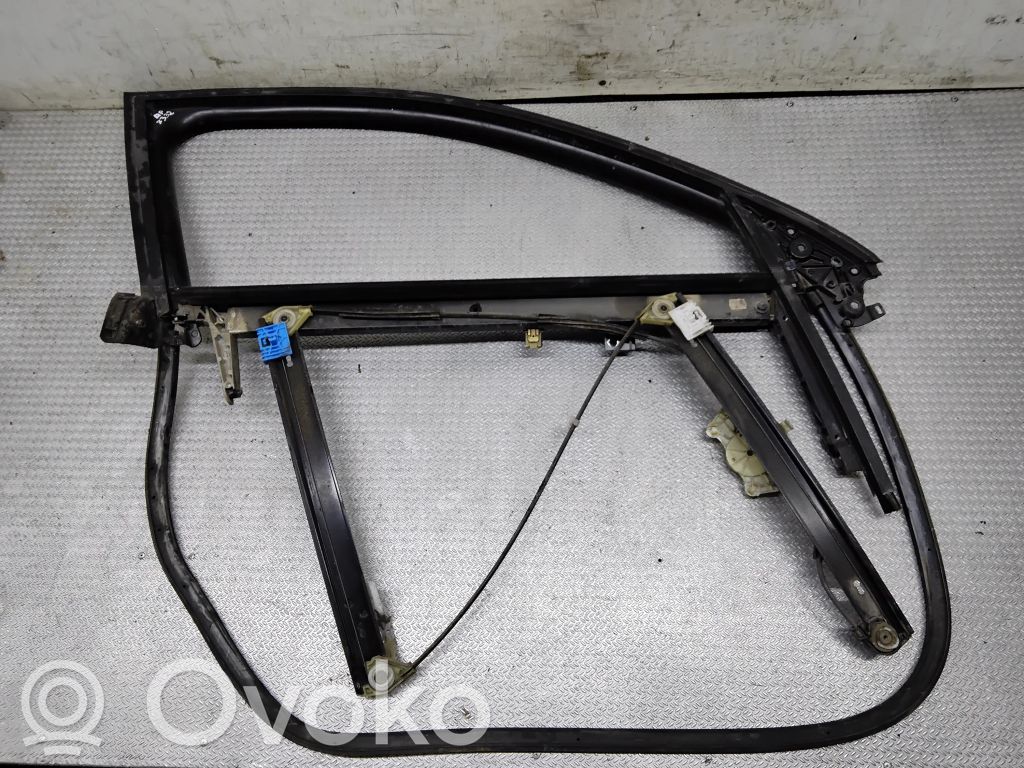 Audi A4 S4 B6 8E 8H Mechanizm podnoszenia szyby przedniej bez silnika 