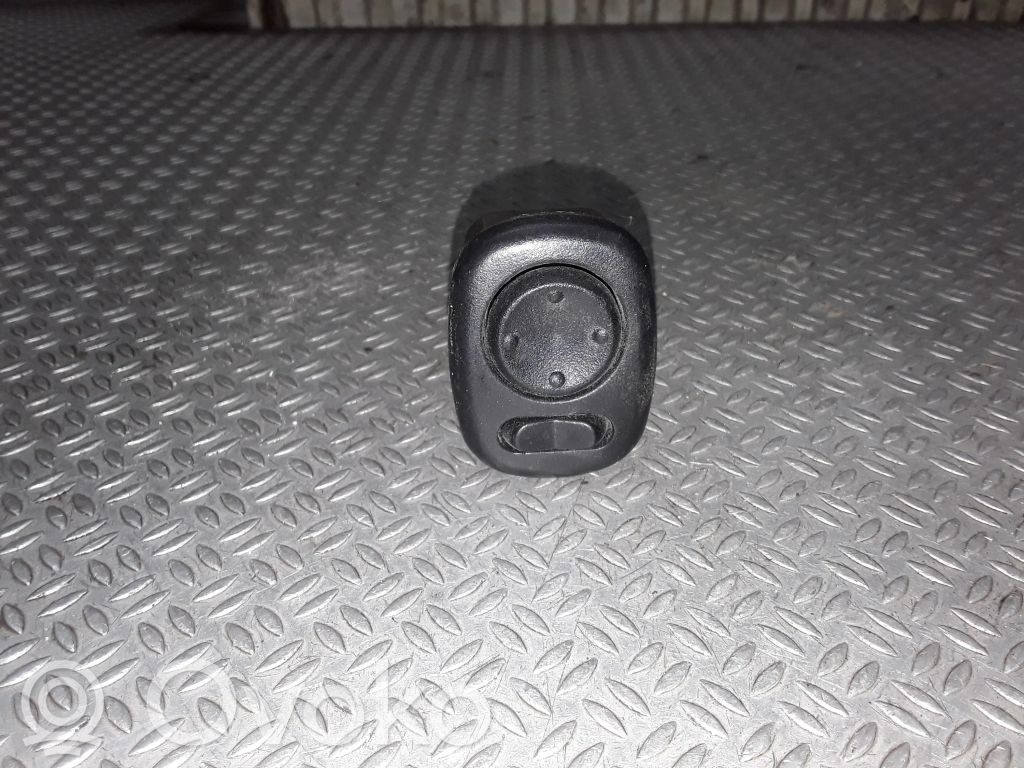 Bouton de commutateur rétroviseur latéral