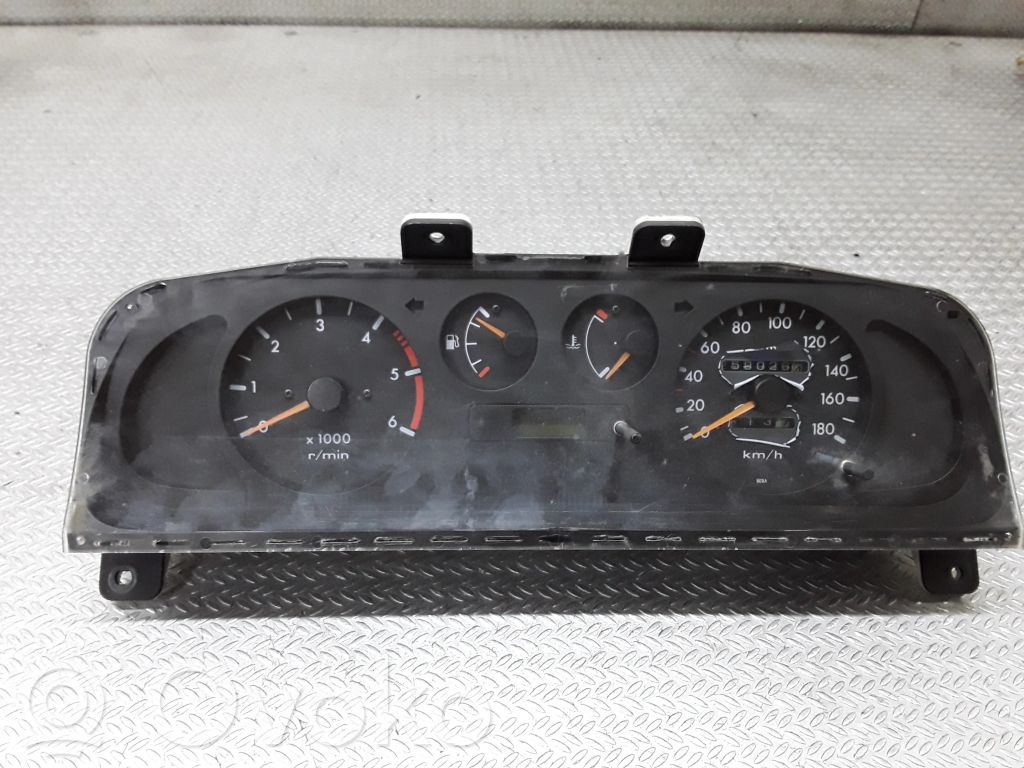 Nissan Terrano Velocímetro (tablero de instrumentos) 