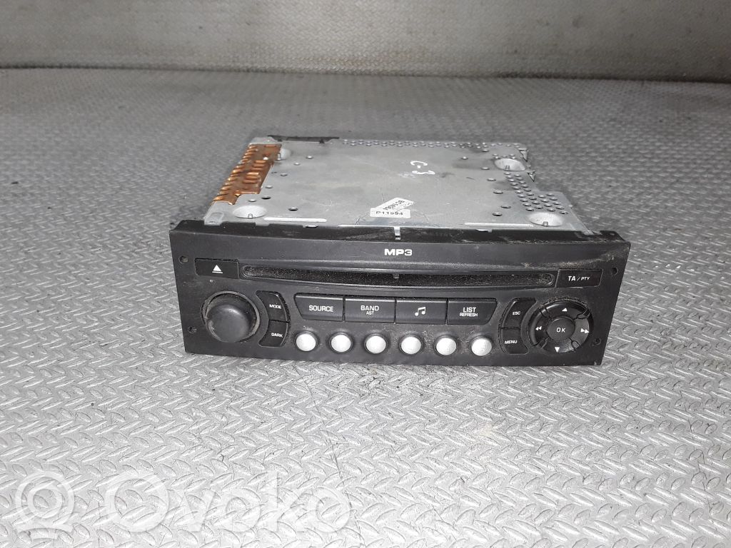 Panel / Radioodtwarzacz CD/DVD/GPS   96643698XT