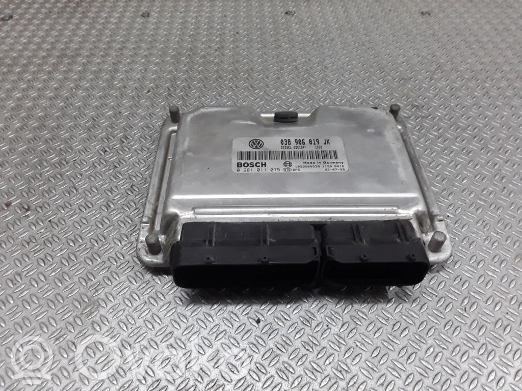 Volkswagen Polo Engine control unit/module 