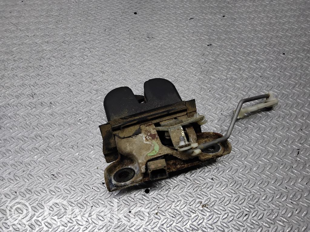 Audi A3 S3 8L Bagažinės spyna 