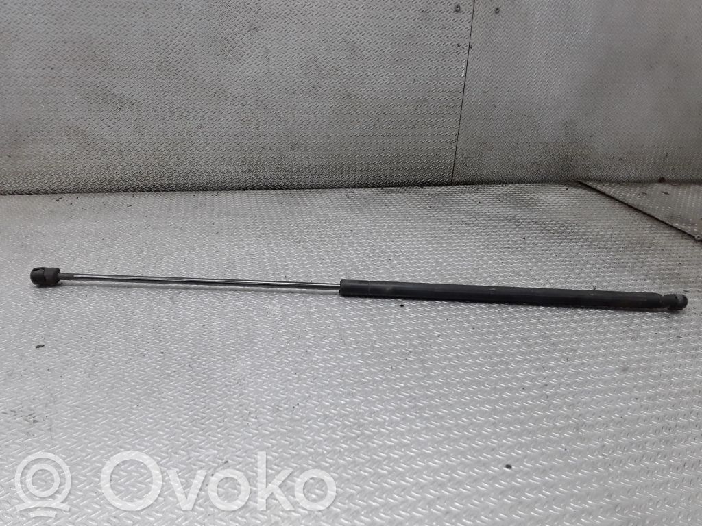 Volvo V50 Dzinēja pārsega amortizators 