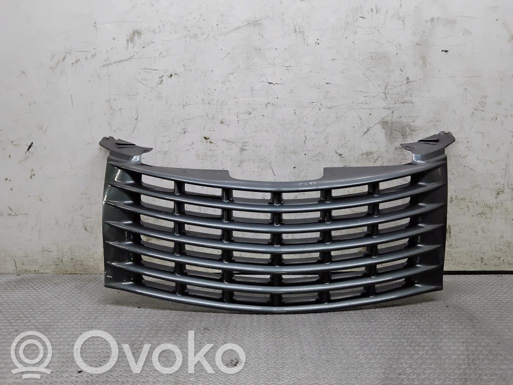 Chrysler PT Cruiser Front bumper upper radiator grill 