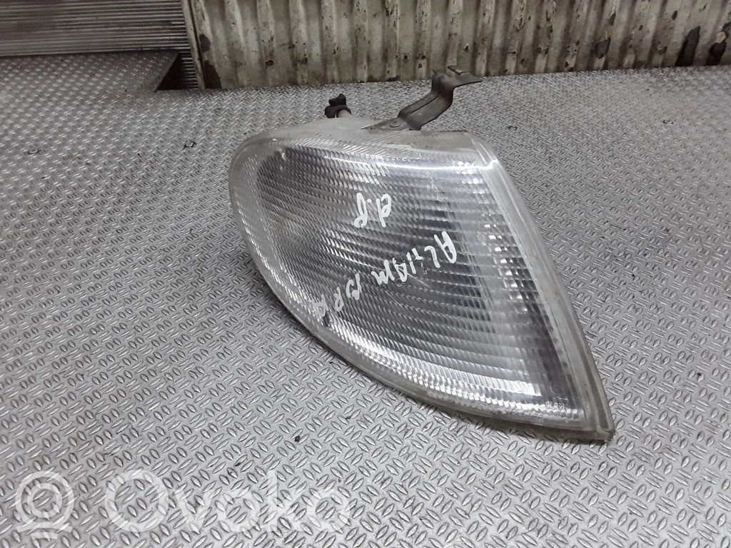 Seat Alhambra (Mk1) Front indicator light 