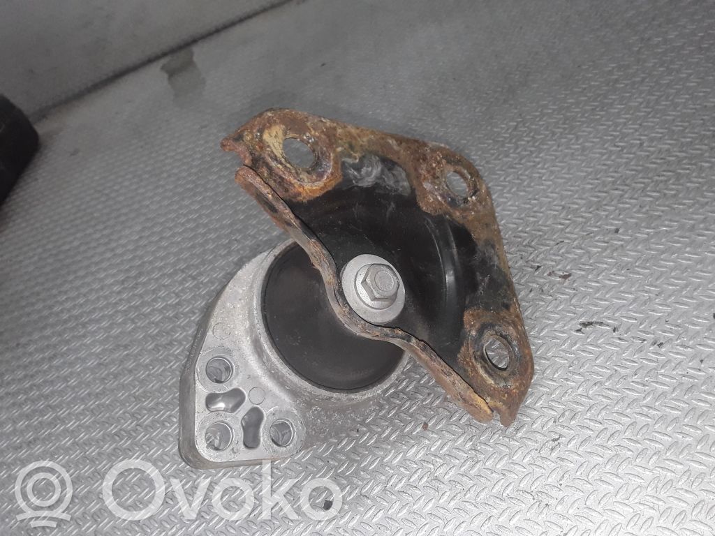 Moottorin kiinnikekorvake   2S616F012