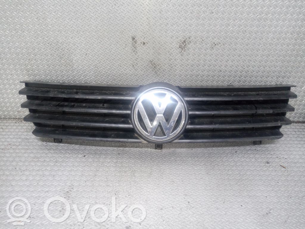 Maskownica / Grill / Atrapa górna chłodnicy   6N0853653C
