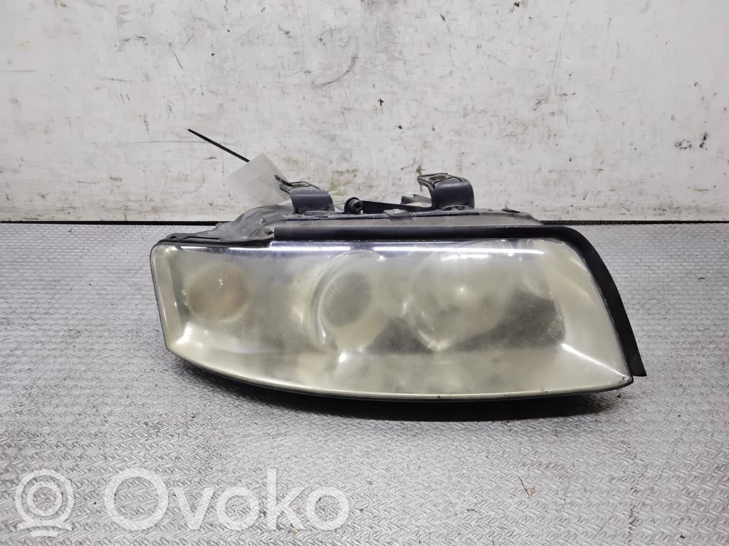 Audi A4 S4 B6 8E 8H Scheinwerfer 