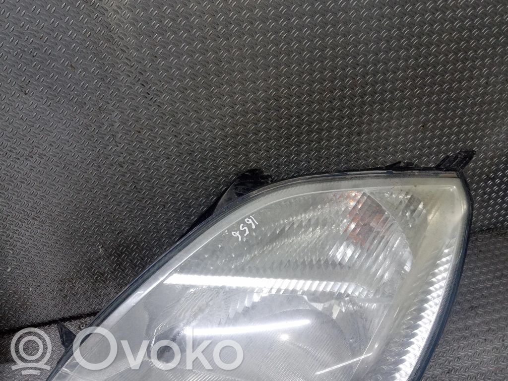 Ford Fiesta Scheinwerfer 