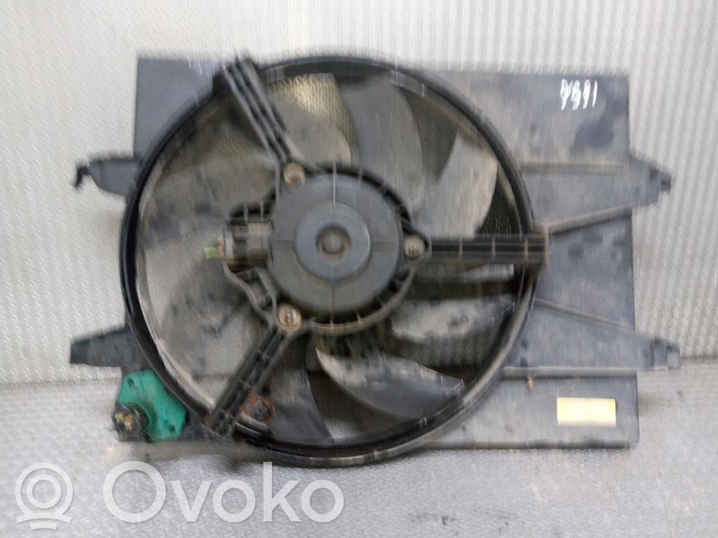 Elektrisks radiatoru ventilators   8240368