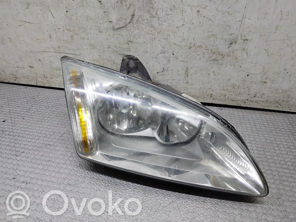 Ford Focus Headlight/headlamp 